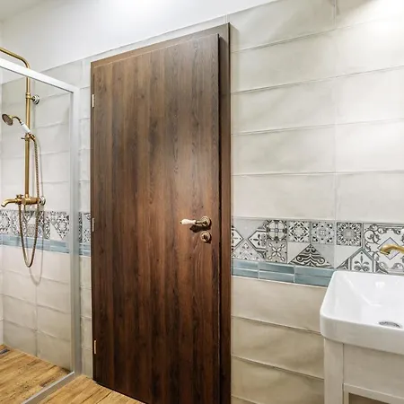 Knizeci Dum - V Lednici Homestay *